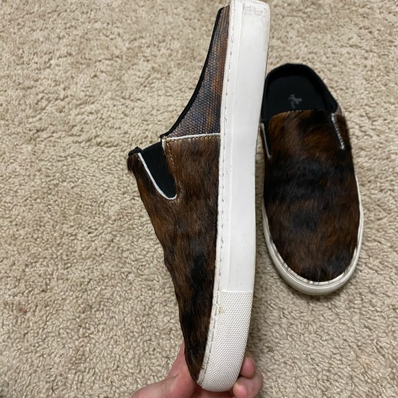 Montana West Cowhide Slip-ons - Picture 4 of 5